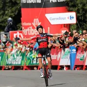 El italiano Alessandro De Marchi (BMC) se impone vencedor en la undécima etapa de la Vuelta Ciclista a España El italiano Alessandro De Marchi (BMC) se impone vencedor en la undécima etapa de la Vuelta Ciclista a España