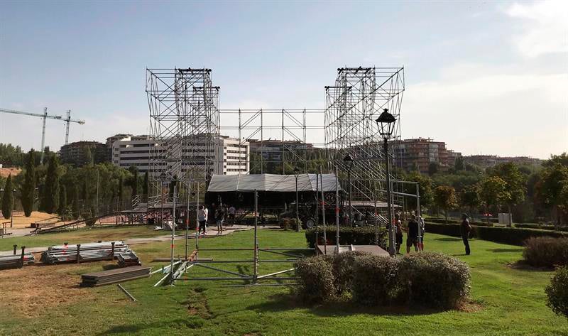 Enfrentamiento entre Móstoles y Alcorcón por el festival 'Amanecer Bailando' Enfrentamiento entre Móstoles y Alcorcón por el festival 'Amanecer Bailando'