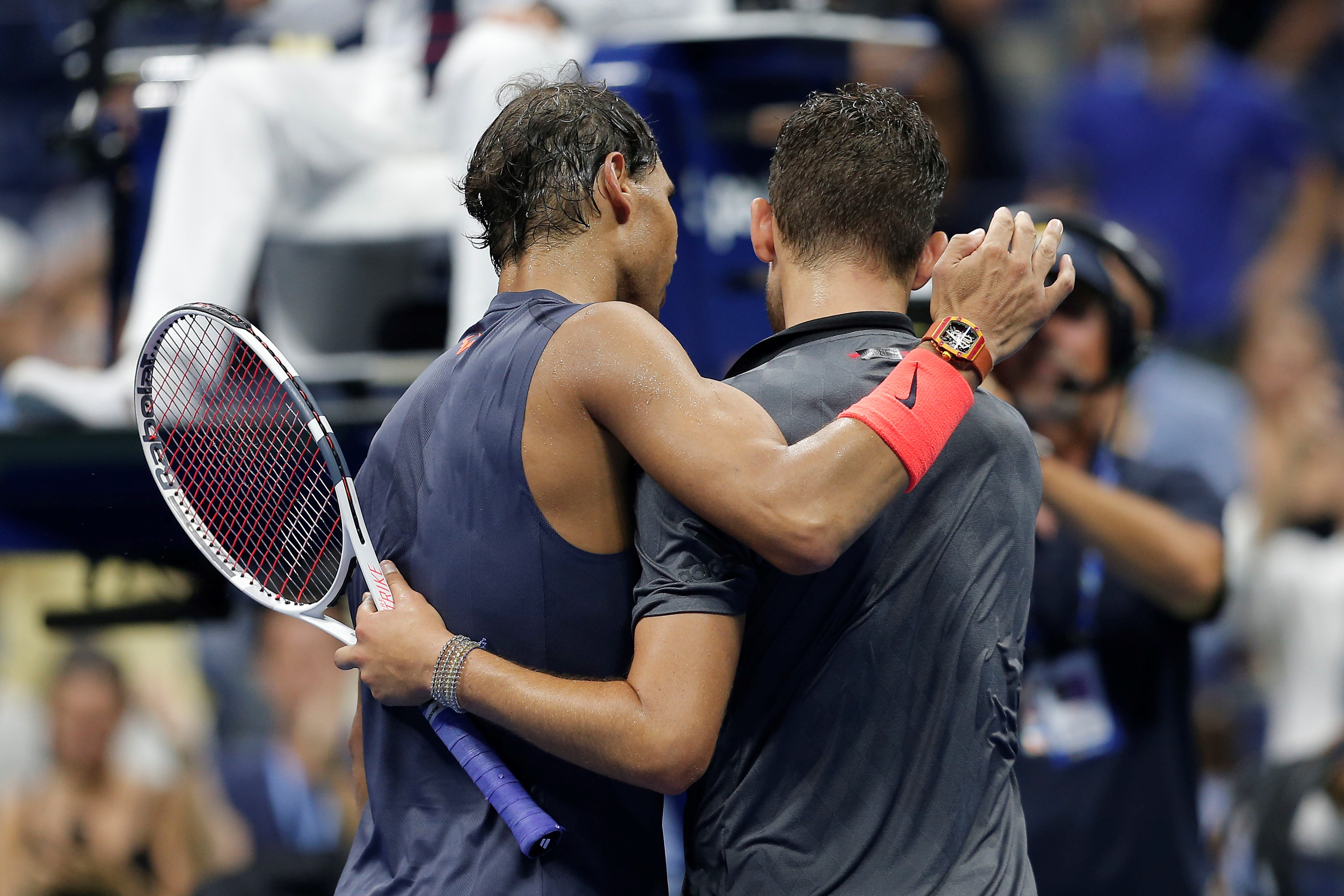 El deportivo gesto de Rafa Nadal con Thiem tras ganarle en el US Open El deportivo gesto de Rafa Nadal con Thiem tras ganarle en el US Open