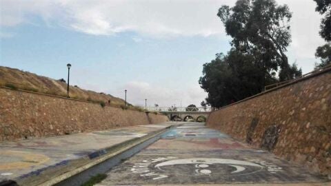 Rambla del r&iacute;o Vinalop&oacute; a su paso por Elche