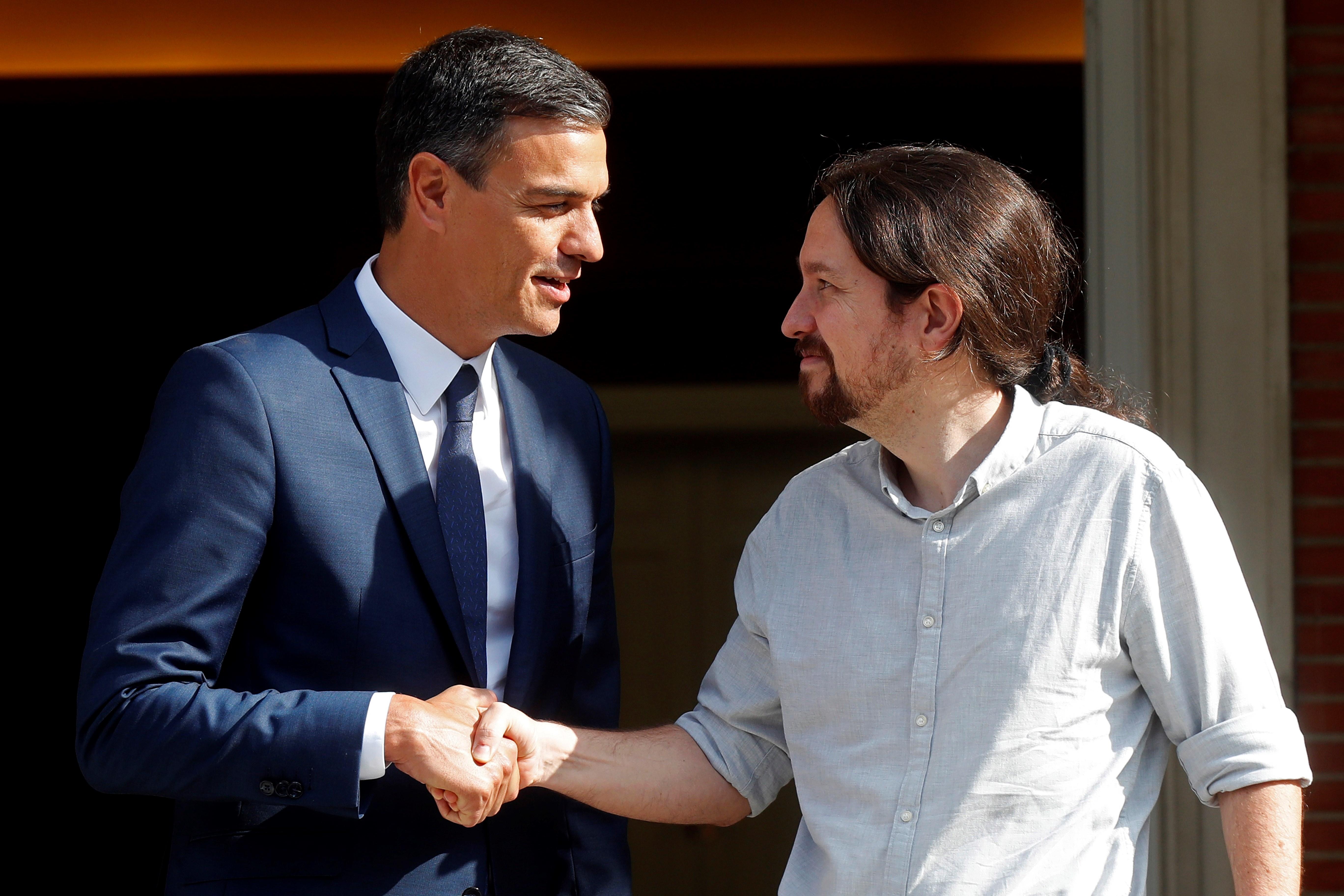 Sánchez e Iglesias se reúnen este jueves para ultimar un acuerdo sobre los Presupuestos Sánchez e Iglesias se reúnen este jueves para ultimar un acuerdo sobre los Presupuestos