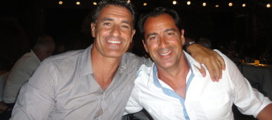 Mariano Aguilar es representante de Míchel y Adrián González, con los que les une una gran relación personal desde hace muchos años. Mariano Aguilar es representante de Míchel y Adrián González, con los que les une una gran relación personal desde hace muchos años.