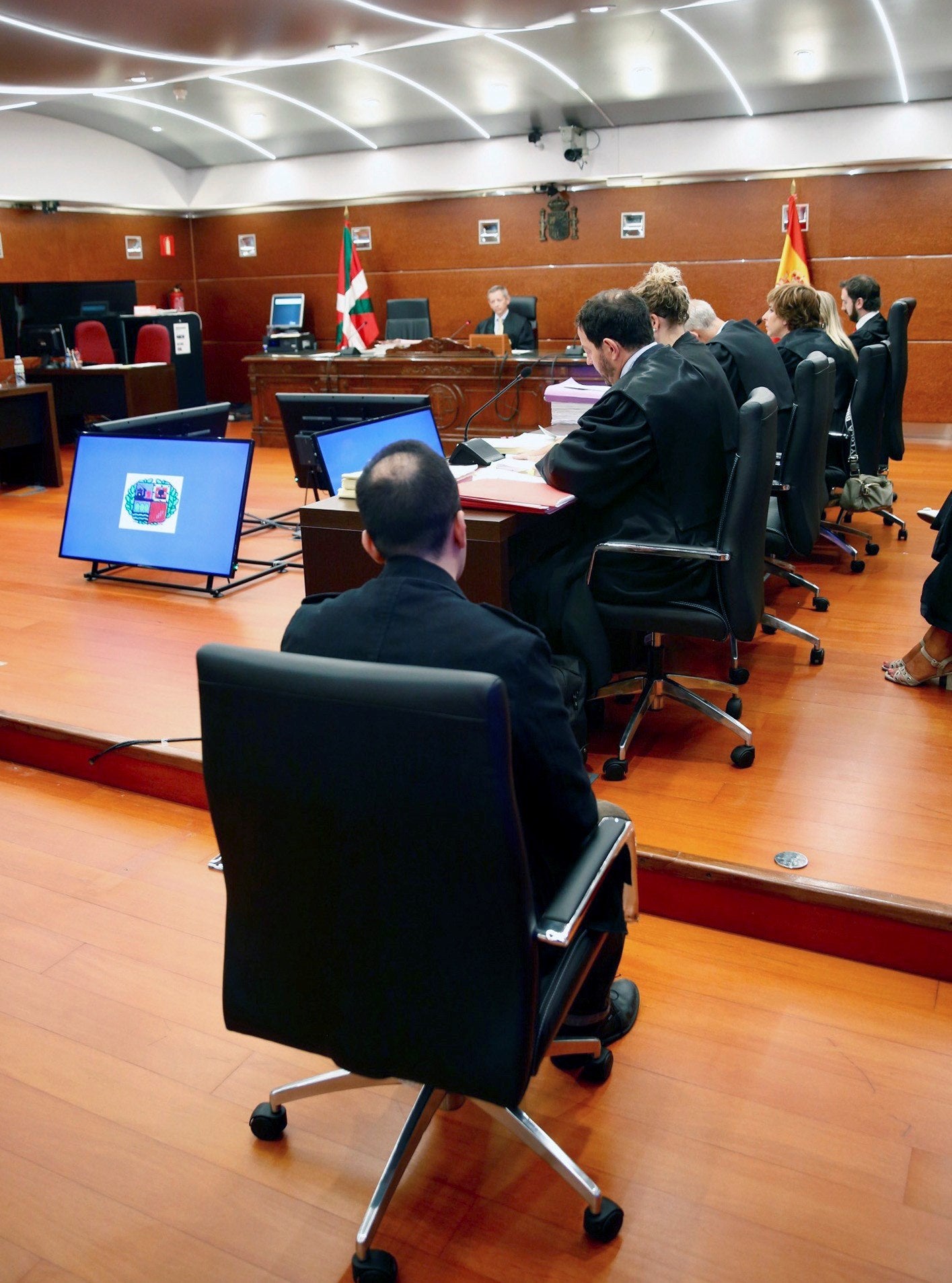 Los padres del acusado de asesinar a una bebé dicen que con 9 años oía voces Los padres del acusado de asesinar a una bebé dicen que con 9 años oía voces