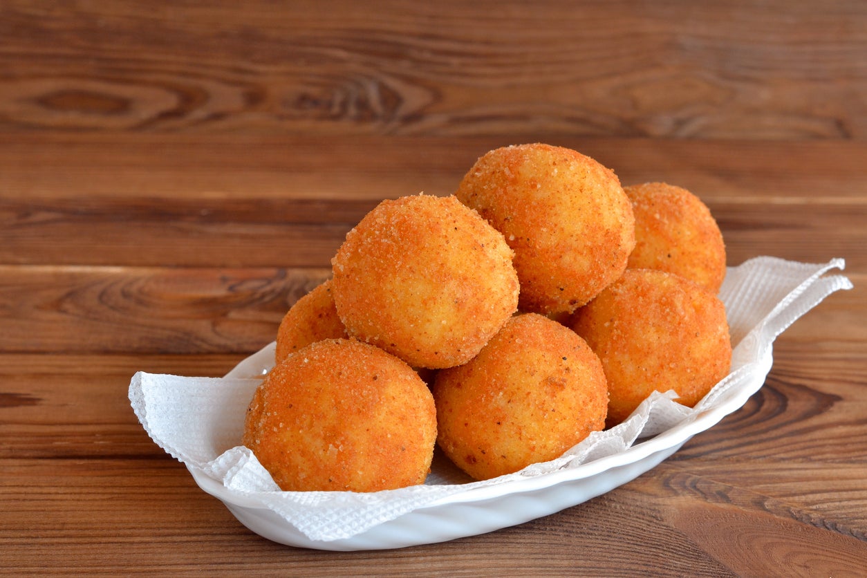 Lo que nunca debes hacer cuando cocines croquetas Lo que nunca debes hacer cuando cocines croquetas