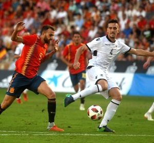 Borja Mayoral pelea un balón en el partido ante Albania Borja Mayoral pelea un balón en el partido ante Albania