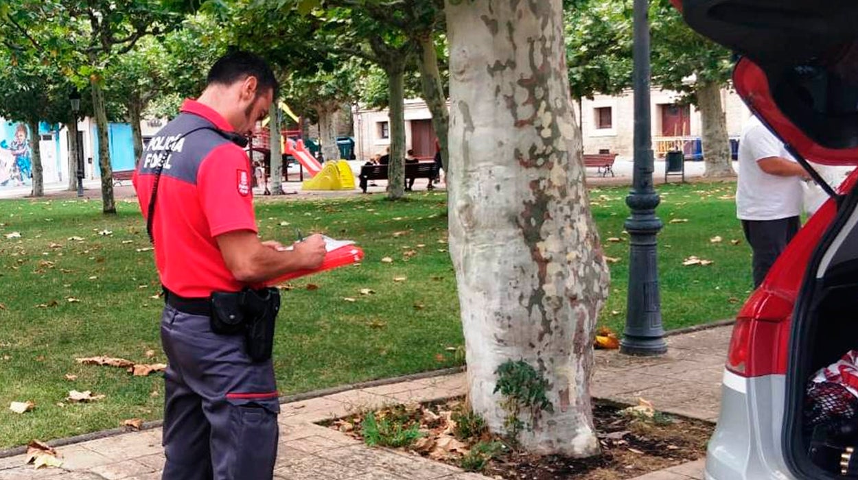 Denunciado por fumar marihuana en un parque infantil en Huarte Denunciado por fumar marihuana en un parque infantil en Huarte