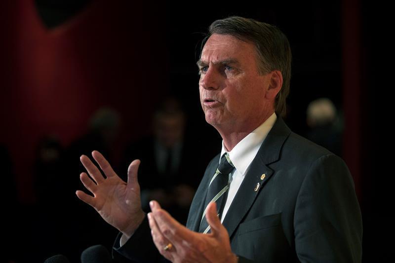 Un hijo del candidato de ultraderecha en Brasil dice que las mujeres de derechas son más guapas e higiénicas Un hijo del candidato de ultraderecha en Brasil dice que las mujeres de derechas son más guapas e higiénicas