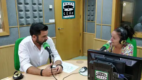 Entrevista a Fran González Hoy en Cádiz en la Onda Carmen Paúl entrevista a Fran González, concejal del PSOE en el Ayuntamiento de Cádiz y próximo candidato a las elecciones municipales.