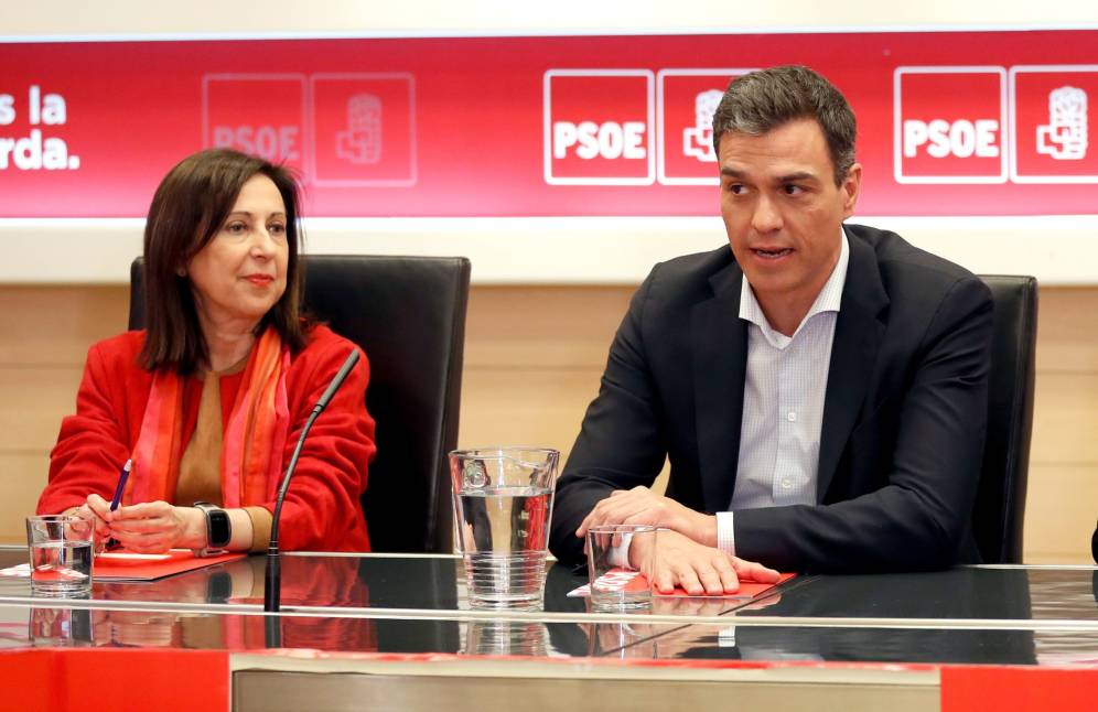 Los teléfonos de Pedro Sánchez y Margarita Robles fueron infectados con Pegasus en un "ataque externo" Los teléfonos de Pedro Sánchez y Margarita Robles fueron infectados con Pegasus en un "ataque externo"