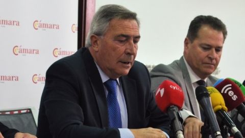 Rueda de prensa en la C&aacute;mara de Comercio de Gij&oacute;n