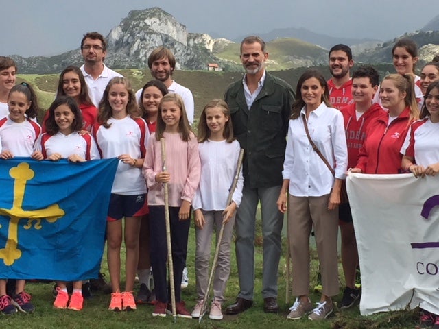Los Reyes, la princesa Leonor y la infanta Sofía inauguran el Mirador de la Princesa Los Reyes, la princesa Leonor y la infanta Sofía inauguran el Mirador de la Princesa
