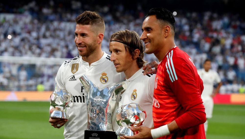 Ramos muestra su apoyo a su amigo y compañero Modric