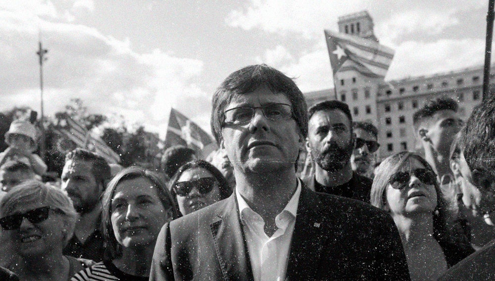 Vuelve el Noticiero catalán: "El pueblo se prepara para tomar la calle y conmemorar el alumbramiento de la Nueva República" Vuelve el Noticiero catalán: "El pueblo se prepara para tomar la calle y conmemorar el alumbramiento de la Nueva República"