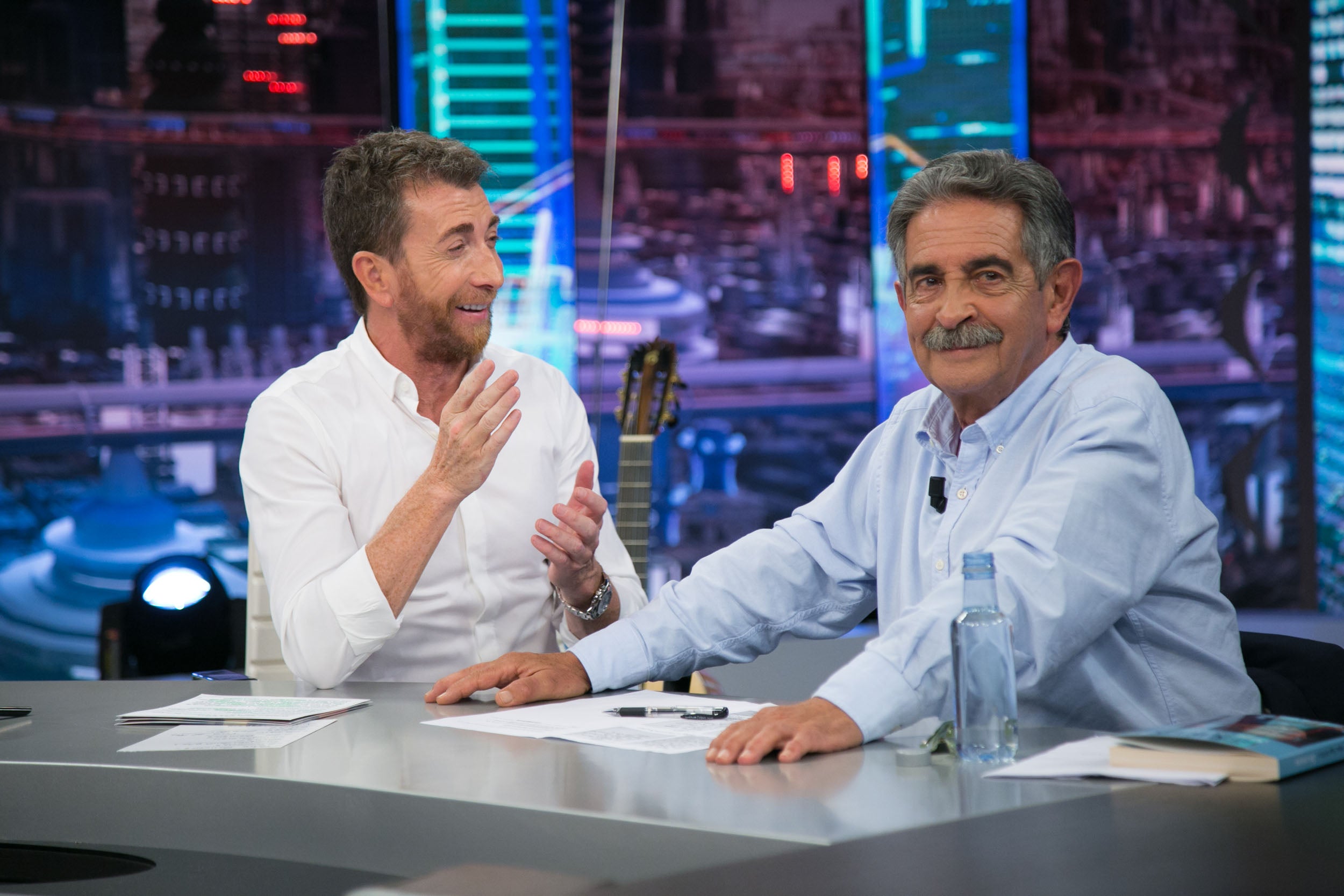 La tele con Monegal: "Revilla es sinónimo de audiencia, cada vez que entra en plató se disparan los números" La tele con Monegal: "Revilla es sinónimo de audiencia, cada vez que entra en plató se disparan los números"