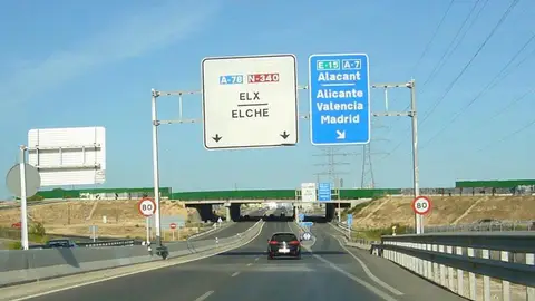 Autovía a su paso por Elche Autovía a su paso por Elche