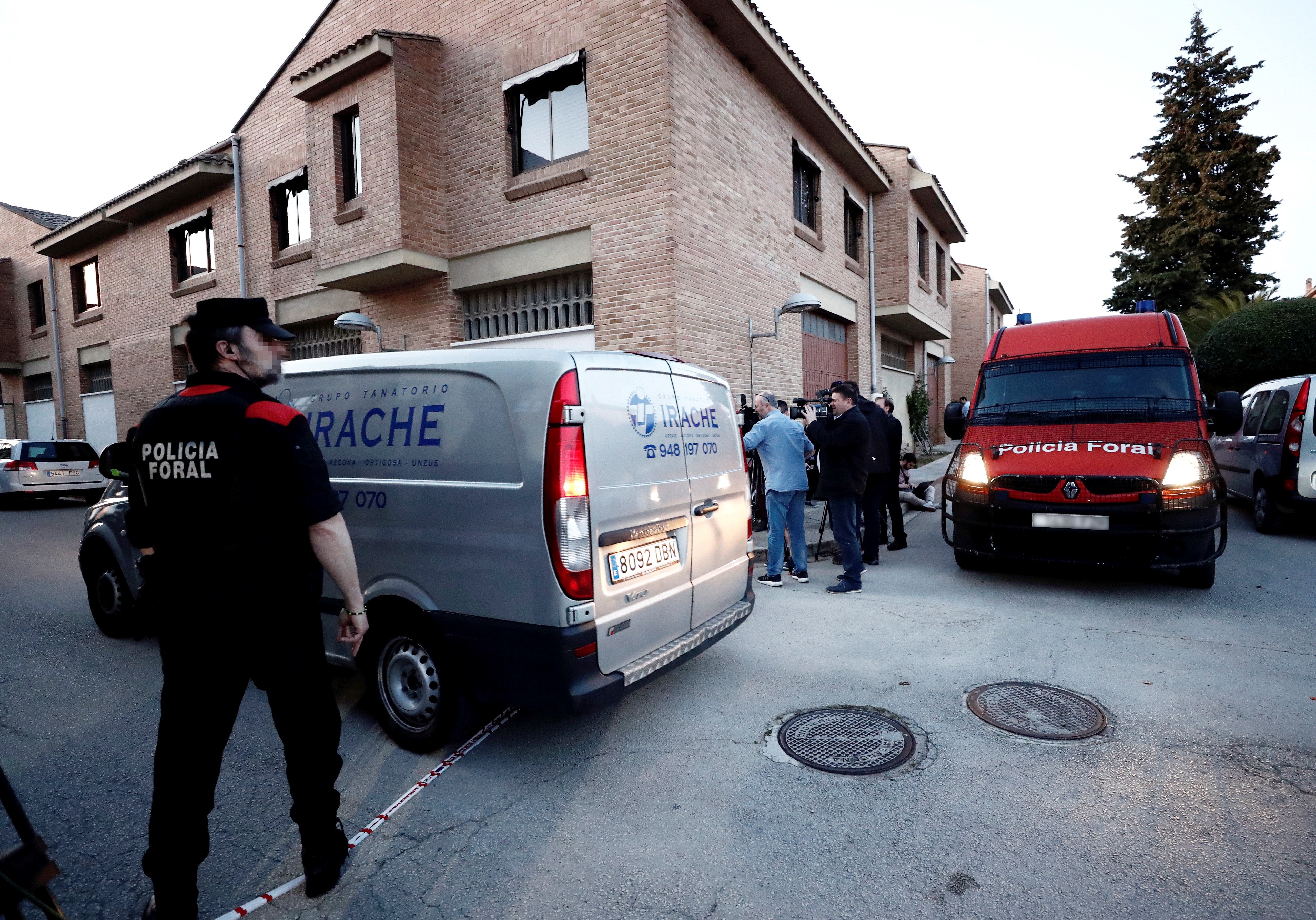 Tres muertos en un tiroteo en una disputa familiar en Cáseda, Navarra Tres muertos en un tiroteo en una disputa familiar en Cáseda, Navarra