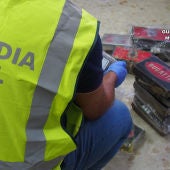 Descubren un coche cargado de cocaína en la A92