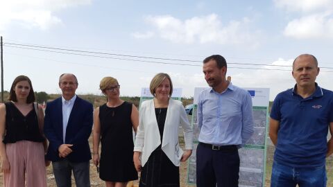 La consellera de Obras P&uacute;blicos con el alcalde de Elche y la alcaldesa de Santa Pola