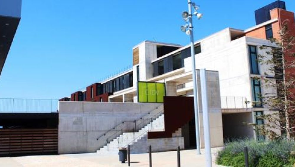 El Centro de Tecnificación deportiva albergaría la formació de Ciències de l´Esport. 