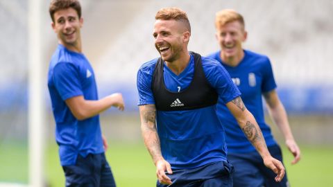 Aar&oacute;n N&iacute;guez, en un entrenamiento del Real Oviedo.
