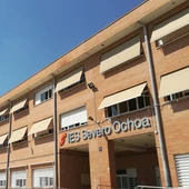 IES Severo Ochoa de Elche, uno de los cuatro seleccionados en el Plan Zero de Energía Sostenible. IES Severo Ochoa de Elche, uno de los cuatro seleccionados en el Plan Zero de Energía Sostenible.
