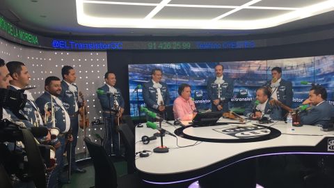 Los Mariachis de Jos&eacute; Tom&aacute;s en El Transistor. 