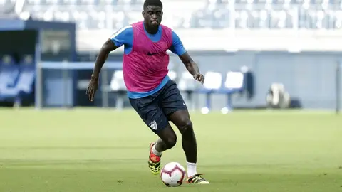 Alfred N’Diaye, jugador del Málaga CF Alfred N’Diaye, jugador del Málaga CF