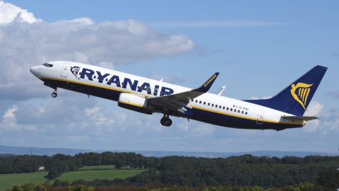 Avi&oacute;n de Ryanair