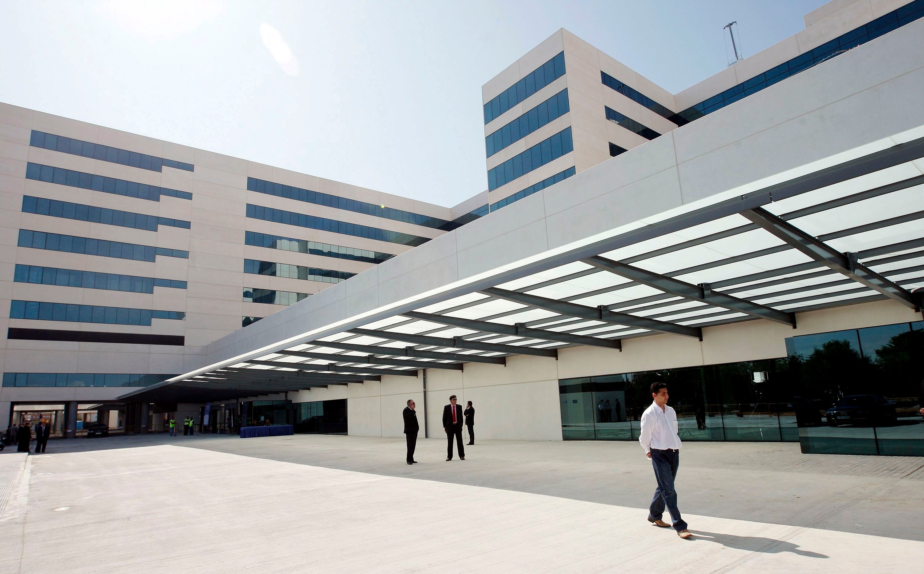 Un hombre agrede a su hijo de 13 años por no querer ducharse y el menor acaba ingresado en la UCI Un hombre agrede a su hijo de 13 años por no querer ducharse y el menor acaba ingresado en la UCI
