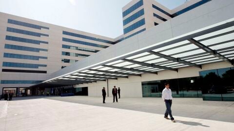 Vista general del nuevo Hospital La Fe de Valencia, donde fueron trasladados los dos niños