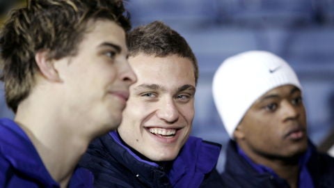 Evra y Piqu&eacute;, en su &eacute;poca en el Manchester United