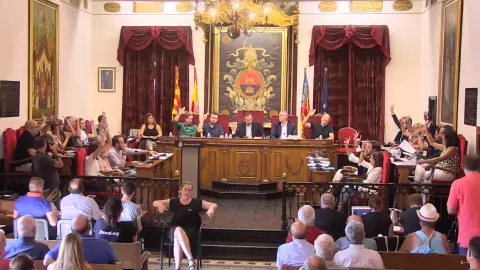 Votación en el pleno del Ayuntamiento de Elche de septiembre Votación en el pleno del Ayuntamiento de Elche de septiembre