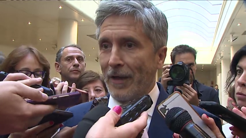 El Ministerio del Interior hará efectiva en octubre la equiparación salarial de agentes de la Policía Nacional y Guardia Civil El Ministerio del Interior hará efectiva en octubre la equiparación salarial de agentes de la Policía Nacional y Guardia Civil