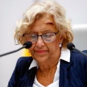 Carmena reaparece en el debate del estado de la ciudad de Madrid