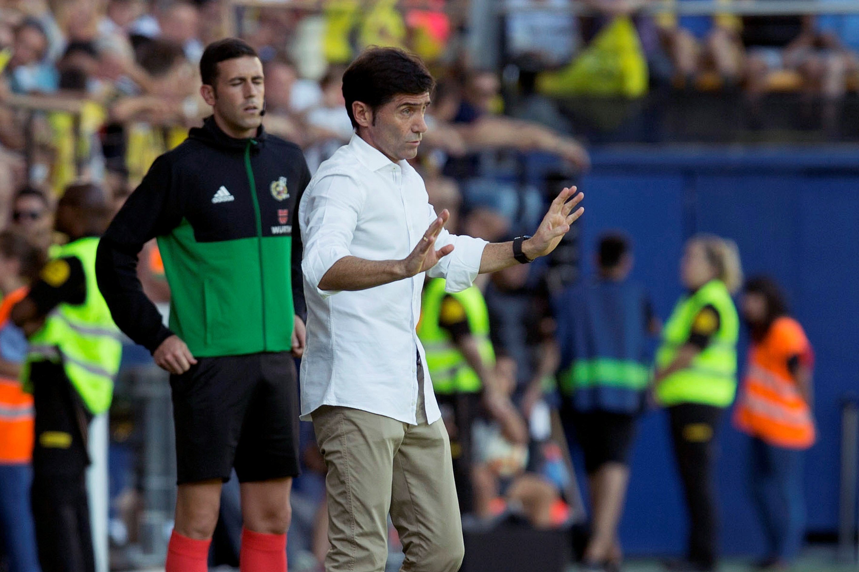 Marcelino: "Vuelvo a ser el primer entrenador expulsado esta temporada, no sé si será casualidad" Marcelino: "Vuelvo a ser el primer entrenador expulsado esta temporada, no sé si será casualidad"