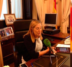 La presidenta del Congreso, Ana Pastor, durante una entrevista en Onda Cero La presidenta del Congreso, Ana Pastor, durante una entrevista en Onda Cero