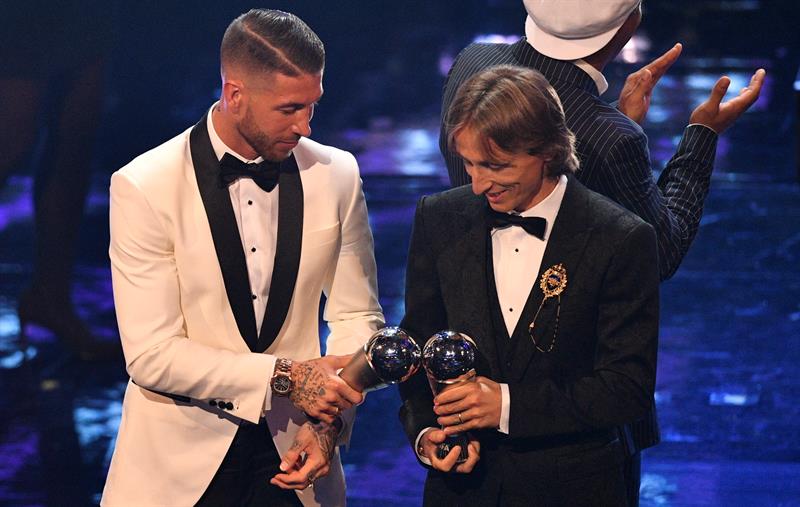 Modric: "Ramos tiene carácter y estoy seguro que todas las críticas no le importan" Modric: "Ramos tiene carácter y estoy seguro que todas las críticas no le importan"