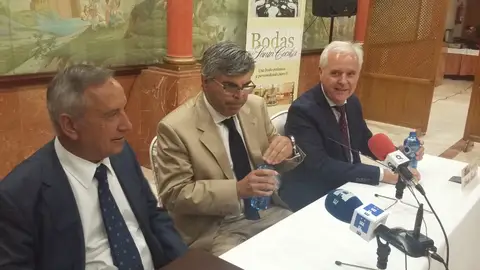 Responsables de CRIA durante la rueda de prensa Responsables de CRIA durante la rueda de prensa