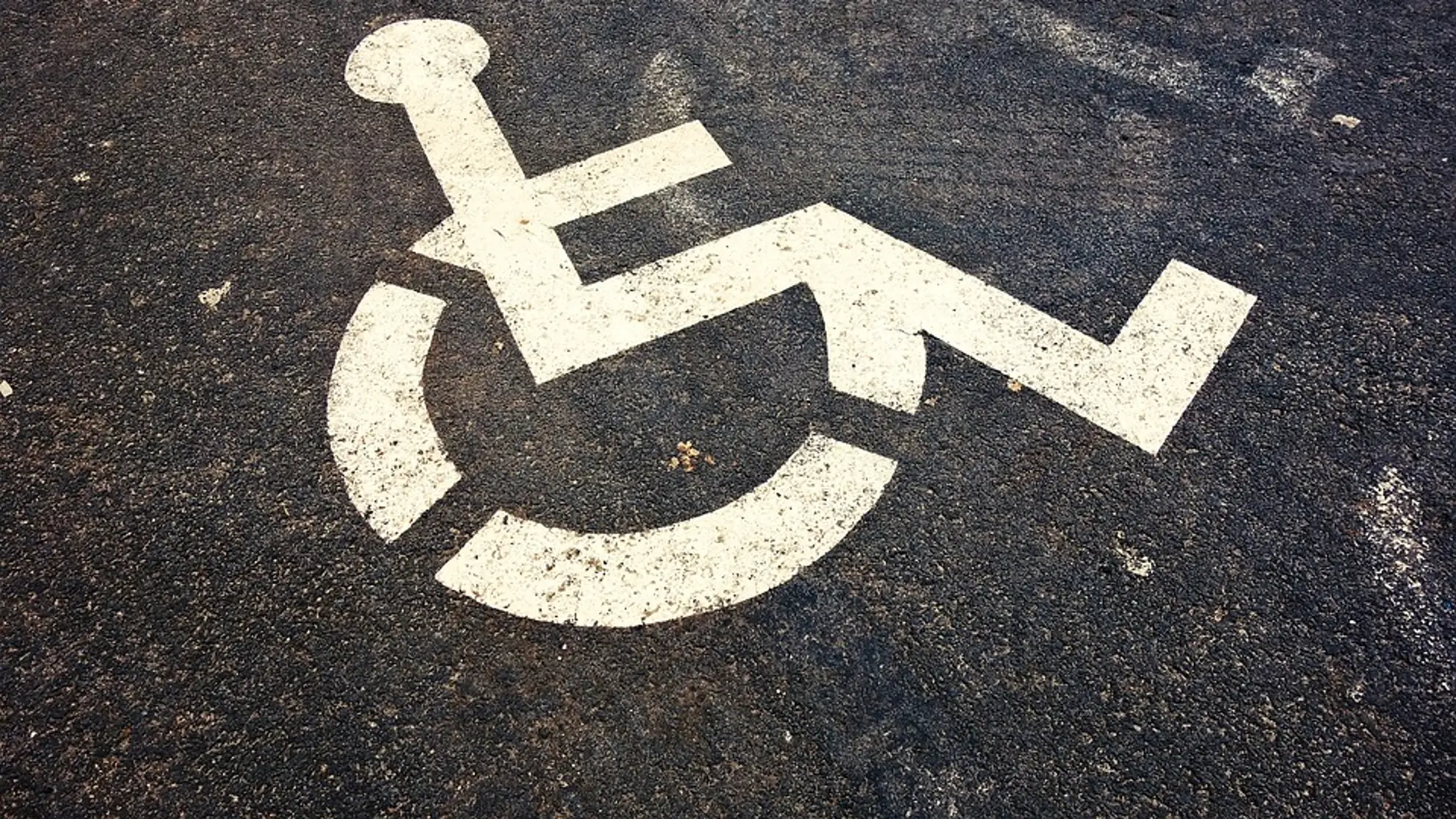 Una App ayuda a encontrar aparcamiento a personas con movilidad reducida 