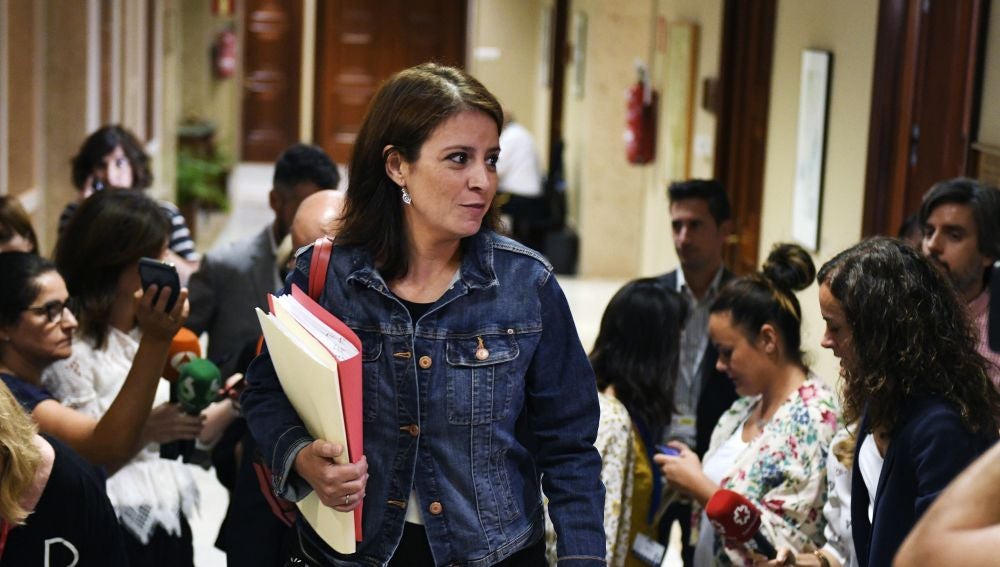 La portavoz del grupo socialista en el Conreso de los Diputados Adriana Lastra