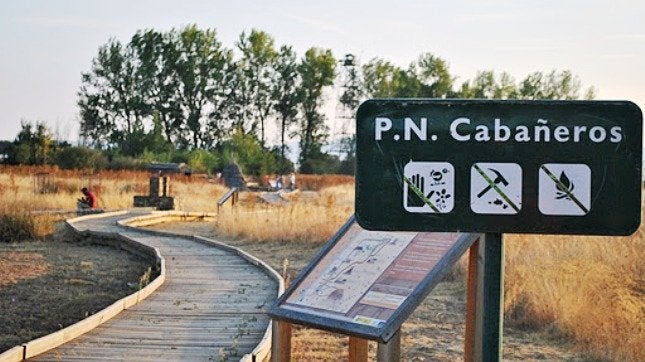 Esteban Esquinas y Benito Garrido presidirán los patronatos de Las Tablas y Cabañeros Esteban Esquinas y Benito Garrido presidirán los patronatos de Las Tablas y Cabañeros