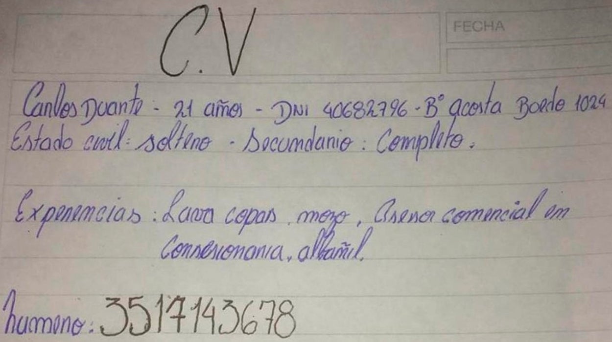 Un joven consigue trabajo en Argentina gracias a escribir su currículum a mano Un joven consigue trabajo en Argentina gracias a escribir su currículum a mano