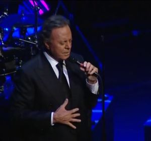 Julio Iglesias irá a juicio por su presunto hijo secreto Julio Iglesias irá a juicio por su presunto hijo secreto