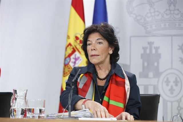El Gobierno defenderá la legalidad si el Parlament actúa fuera de la ley El Gobierno defenderá la legalidad si el Parlament actúa fuera de la ley