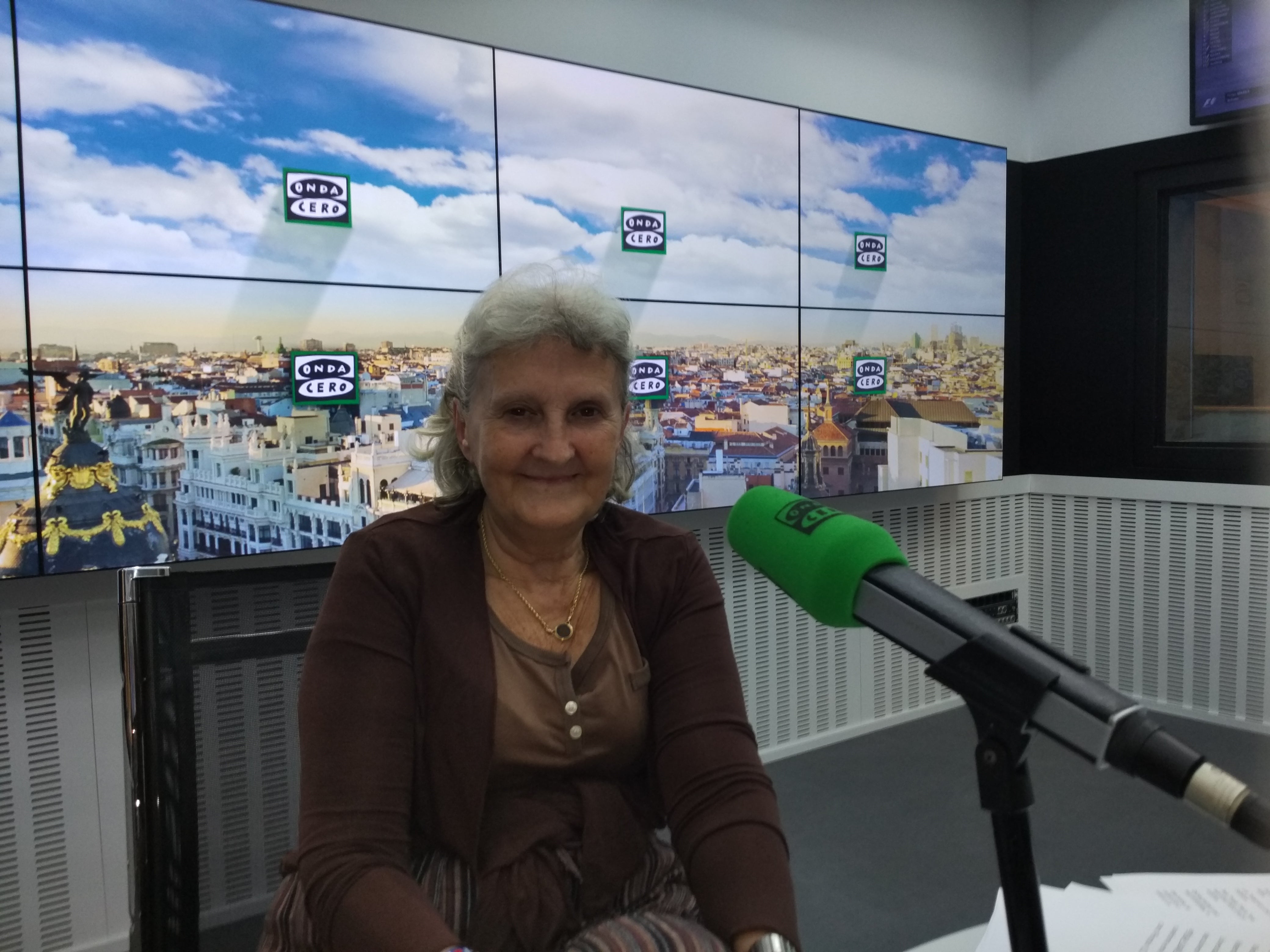 Ana Vázquez Hoys: "Las antiguas civilizaciones sabían que el tiempo no tiene principio ni final" Ana Vázquez Hoys: "Las antiguas civilizaciones sabían que el tiempo no tiene principio ni final"