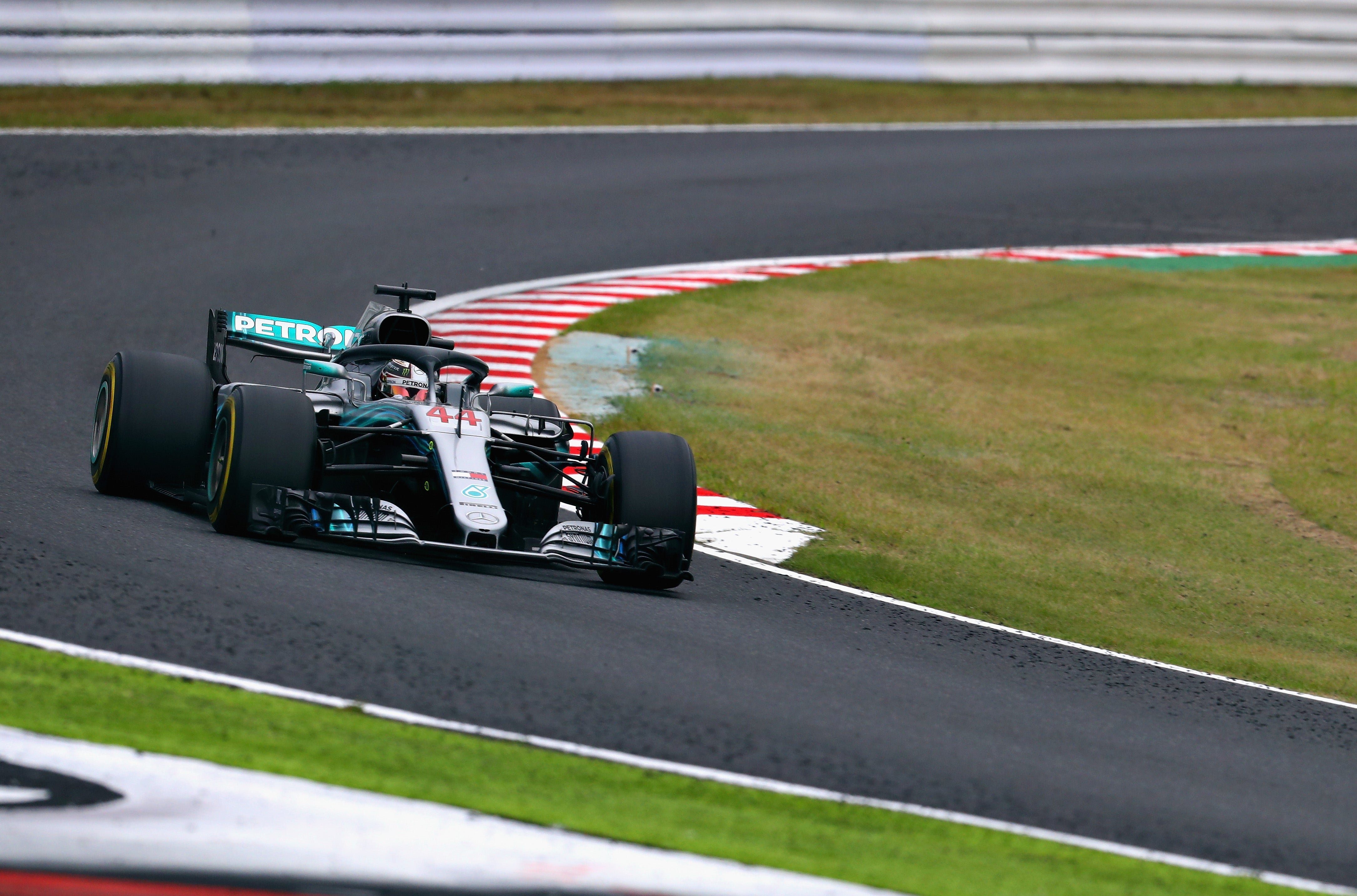 Hamilton domina los primeros Libres en Suzuka por delante de Bottas y Vettel; Sainz acaba 14º y Fernando Alonso, 17º Hamilton domina los primeros Libres en Suzuka por delante de Bottas y Vettel; Sainz acaba 14º y Fernando Alonso, 17º
