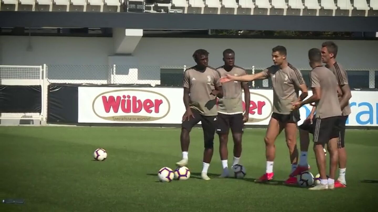 El pique de Cristiano y Mandzukic: el portugu&eacute;s no perdona ni en los entrenamientos de la Juventus