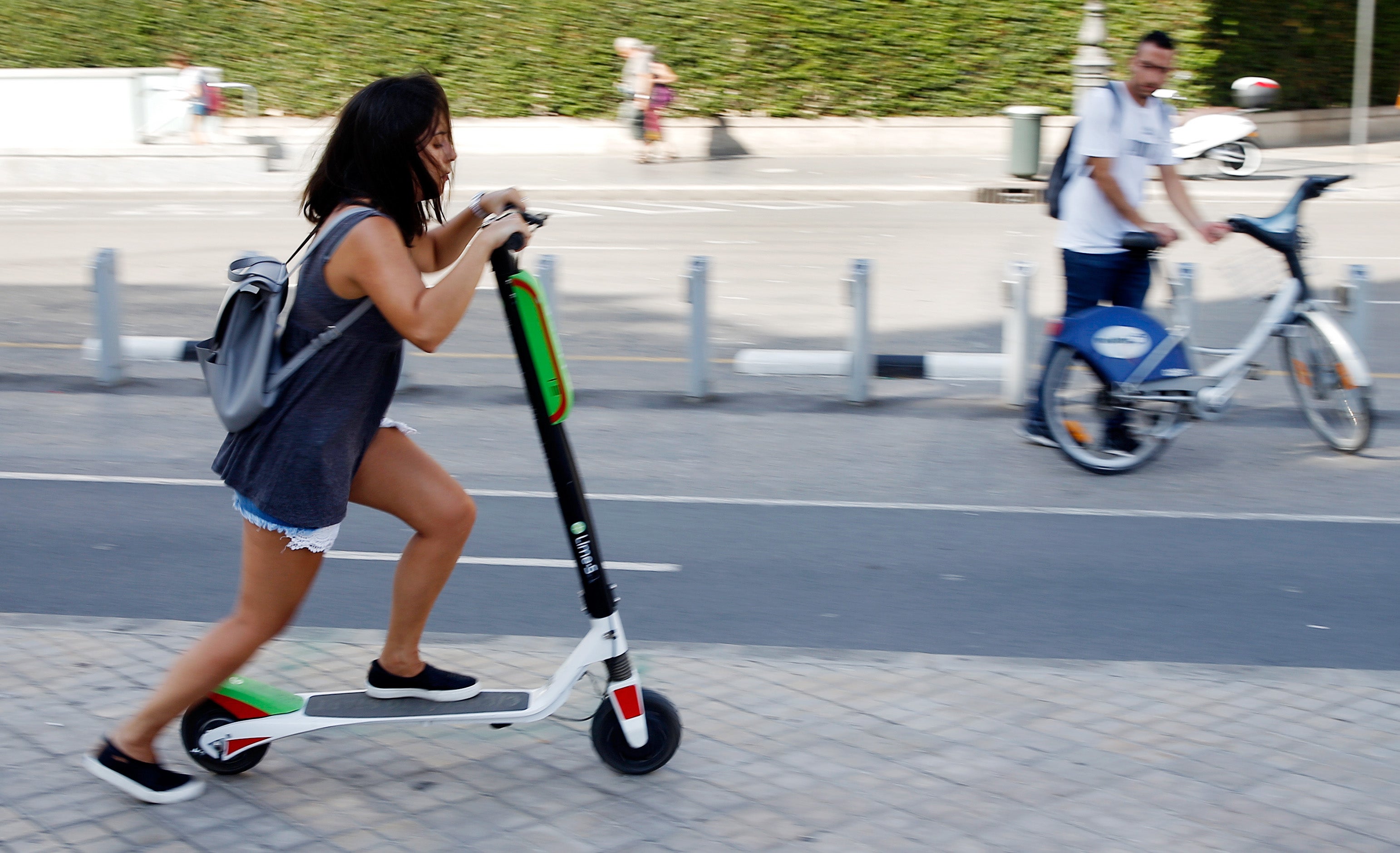 El conductor de un patinete eléctrico herido tras sufrir una conmoción y un traumatismo craneal tras ser atropellado en Badajoz El conductor de un patinete eléctrico herido tras sufrir una conmoción y un traumatismo craneal tras ser atropellado en Badajoz