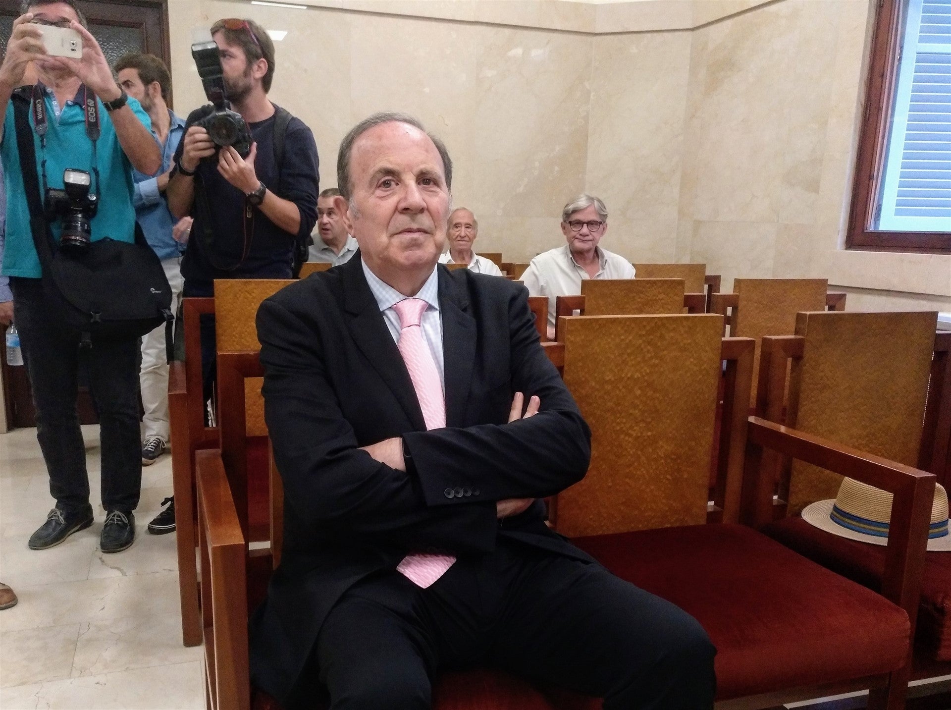 La Fiscalía mantiene que Rodríguez controló los pagos irregulares del PP a la empresa Over Marketing La Fiscalía mantiene que Rodríguez controló los pagos irregulares del PP a la empresa Over Marketing