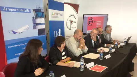 Representantes de Adlypse Castelló, la UJI y el Institut Interuniversitari de Desenvolupament Local. Representantes de Adlypse Castelló, la UJI y el Institut Interuniversitari de Desenvolupament Local.